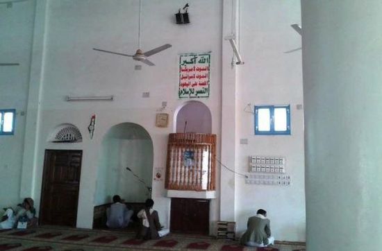 مليشيا الحوثي تفرض خطباء تابعين لها بمساجد إب