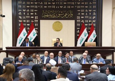 البرلماني العراقي يؤجل جلسته خشية اقتحام المتظاهرين لمقره