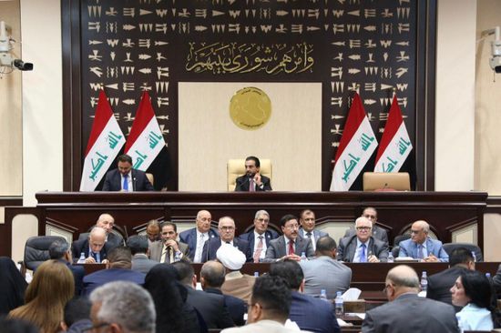 البرلماني العراقي يؤجل جلسته خشية اقتحام المتظاهرين لمقره