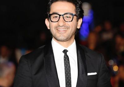 أحمد حلمي عن نجمته بممر المشاهير :"أول مرة أخد جايزة مروحش بيها"