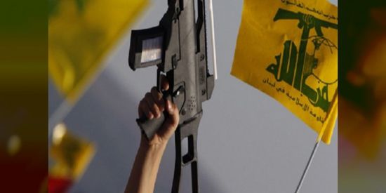 إعلامي سعودي: تظاهرات لبنان ستقصقص مخالب حزب الله العسكرية