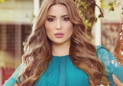 بالفيديو.. أول تعليق لنسرين طافش بعد شائعة زواجها من طارق العريان