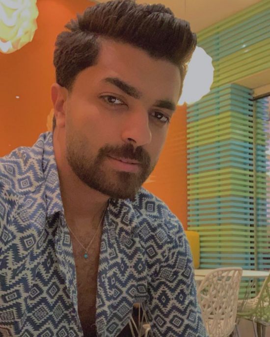 المطرب الشاب محمد عباس يقرر اعتزال الغناء لهذه الأسباب