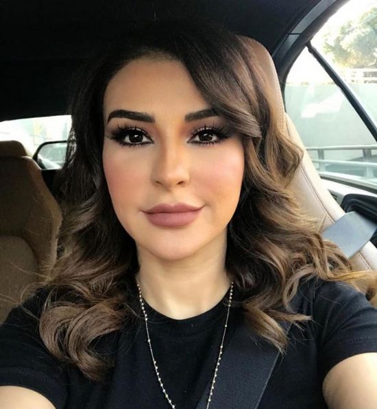 بصورة جامع وكنيسة.. ماجي بوغصن :"ما حدا بيقدر يفرقنا"