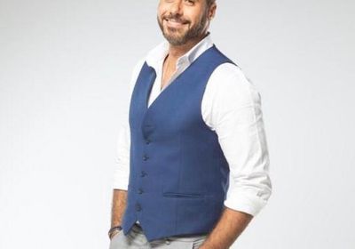 أحمد صلاح السعدني يحتفل بعيد ميلاد والده (صورة)