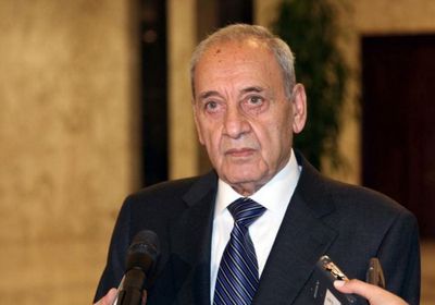 رئيس مجلس النواب اللبناني يحذر من فراغ السلطة بالبلاد