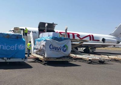 وصول أكثر من 13 طن لقاحات متعددة لمطار صنعاء