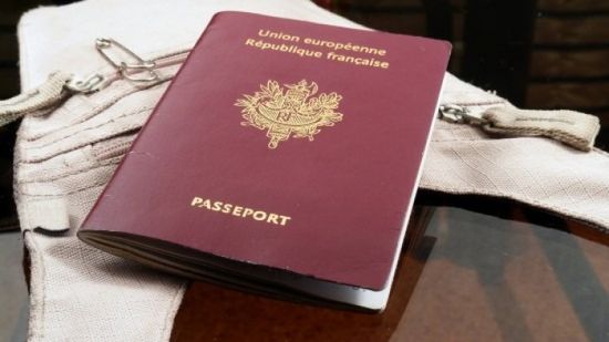 بسبب داعش.. فرنسا تجرد مغربي الأصل من الجنسية