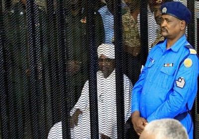 تأجيل محاكمة الرئيس السوداني المعزول إلى السبت المقبل