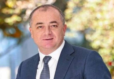 وزير الدفاع اللبناني يحذر من حمل الأسلحة أثناء الاحتجاجات