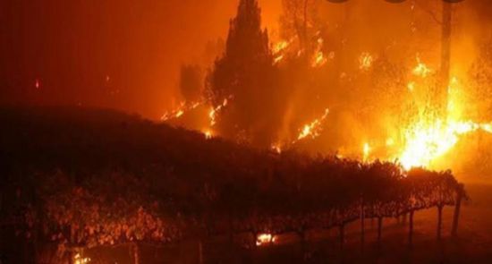  أمريكا تأمر بإجلاء 50 ألف شخص بسبب انتشار الحرائق في كاليفورنيا