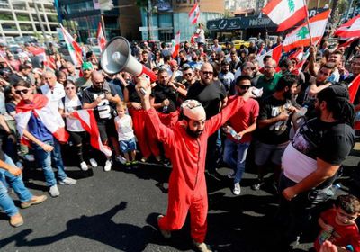 حزب القوات اللبنانية: لم نقم حواجز على الطرق ولا نسعى لحرب أهلية