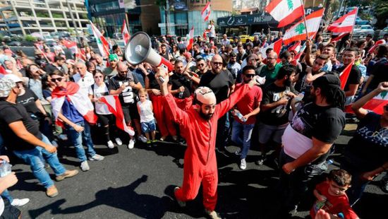 حزب القوات اللبنانية: لم نقم حواجز على الطرق ولا نسعى لحرب أهلية