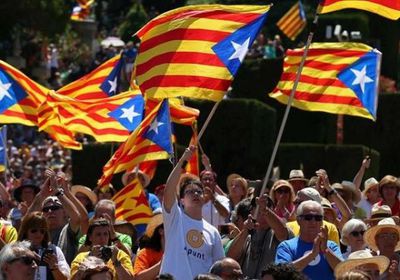 مظاهرات في شوارع برشلونة دعما لقادة كتالونيا المسجونين 