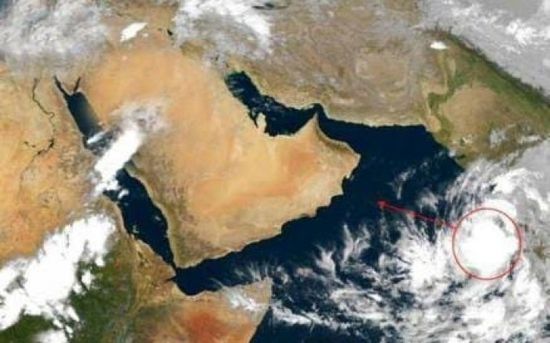 الأرصاد الإمارتية تؤكد تحول اعصار كيار إلى الدرجة الرابعة فى بحر العرب