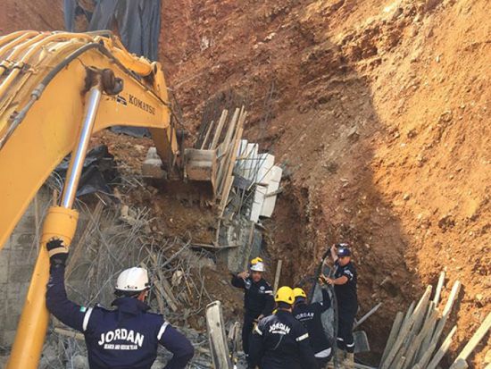 مصرع 3 مصريين بالأردن في حادث انهيار أعمال إنشائية 