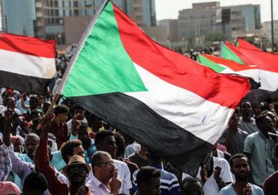 وزير العدل السوداني يعفي 8 قيادات إخوانية من مناصبهم