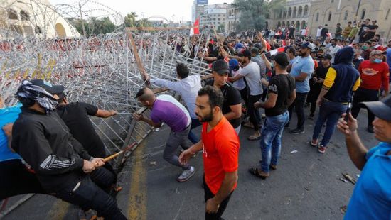 سياسي سعودي ينتقد السلطة بالعراق بسبب أفعالهم تجاه المتظاهرين