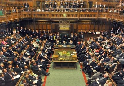 البرلمان البريطاني يرفض دعوة رئيس الوزراء لإجراء انتخابات مبكرة