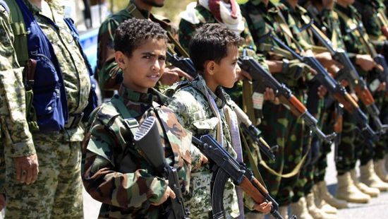 طائفية الحوثي المشبوهة.. قتلى المليشيات تشوِّه مباني مدارس صنعاء
