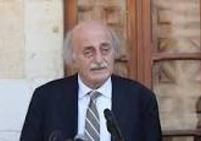 جنبلاط: الحريري اصطدم برفض التغيير الحكومي وعدم قبول مطالبه فاضطر للاستقالة