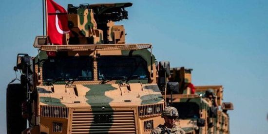 تركيا تحتجز 18شخصا يشتبه بأنهم من قوات الحكومة السورية