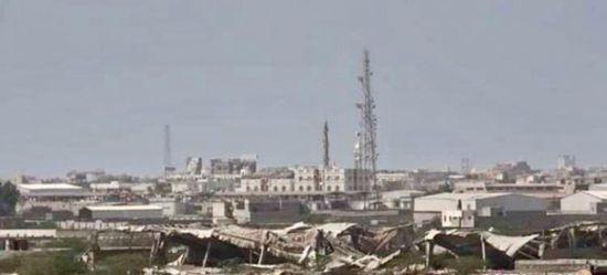 مليشيا الحوثي تستهدف مواقع القوات المشتركة بالدريهمي