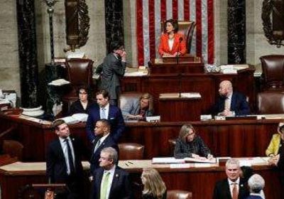 النواب الأمريكي يقر رسميا مشروع قانون إجراءات عزل ترامب