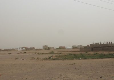 مليشيا الحوثي تستهدف مواقع القوات المشتركة في حيس