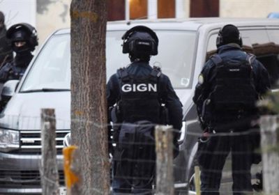 الأمن الفرنسي يعثر على أكثر من 30 مهاجرا غير شرعيا داخل شاحنة بـ"نيس"