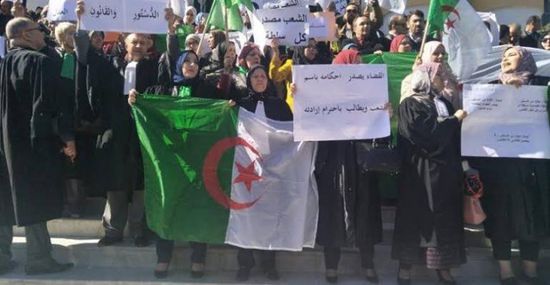 العدل في الجزائر تعتزم معاقبة قضاة مضربين عن العمل.. والنقابة تهدد