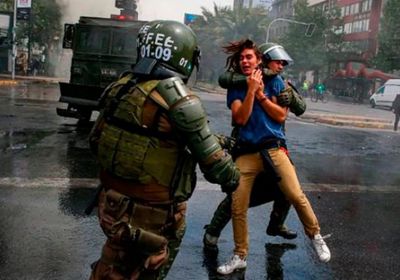 ارتفاع جرحى الاحتجاجات بتشيلي إلى 2500 شخص