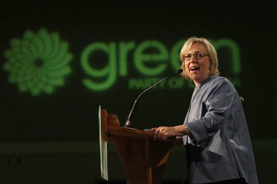 زعيمة "الخضر الكندي" تقدم استقالتها من الحزب