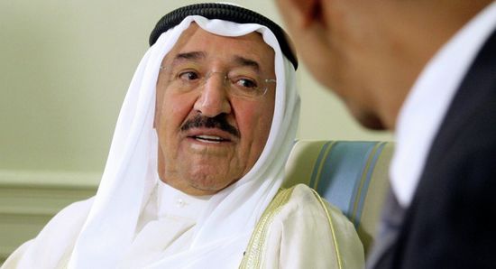 أمير الكويت يهنئ العاهل السعودي بتوقيع اتفاق الرياض