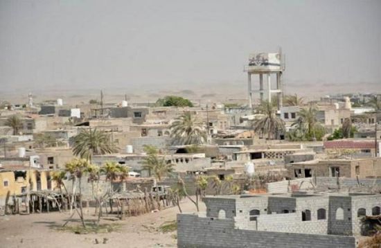 قصف حوثي مكثف على مواقع القوات المشتركة في الدريهمي بالحديدة
