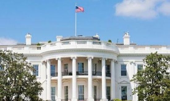 الييت الأبيض: ملتزمون بإبرام اتفاق تجاري مع بريطانيا