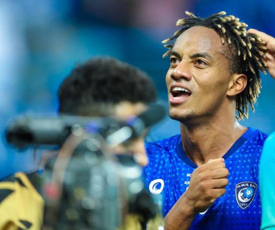 الهلال يقتنص فوزا صعبا من أوراوا برأس كاريلو