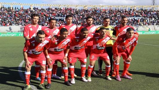 مولودية وهران يستعيد المركز الثالث في الدوري الجزائري