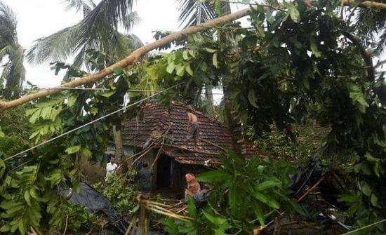 مقتل شخصين وإصابة العشرات وإجلاء مئات الآلاف بسبب إعصار بلبل بنغلادش