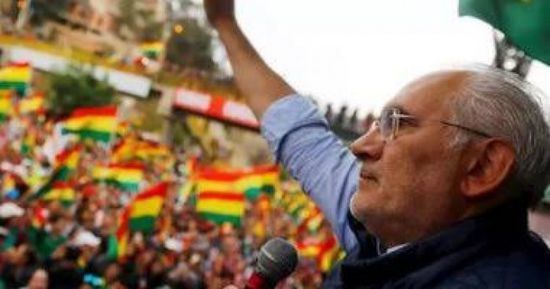 زعيم المعارضة البوليفية واصفًا استقالة موراليس: نهاية الطغيان