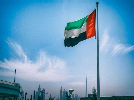 "البيان": الدعم الإنساني الإماراتي لليمن متواصل