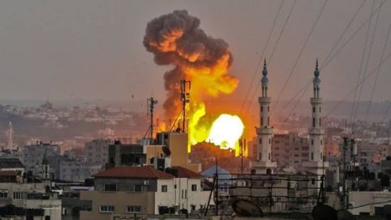 مقتل ٤ فلسطينيين وإصابة ٢٥ خلال الغارات الإسرائيلية على غزة