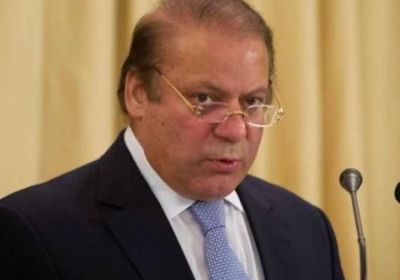 توقعات بنقل رئيس وزراء باكستان السابق إلى عيادة في لندن غدا