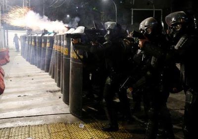 تفجير انتحاري خارج مقر مركز شرطة شمالي إندونيسيا