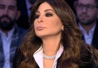 إليسا مهاجمة الرئيس اللبناني :"ما رح نهاجر"
