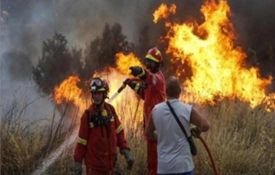 السلطات الأسترالية تأمر بالإجلاء الفوري للسكان بسبب الحرائق