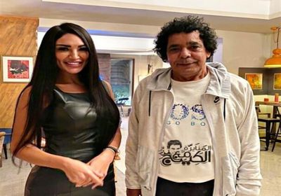 "من أحلى الحاجات اللي حصلت لي".. سالي عبد السلام بصحبة محمد منير