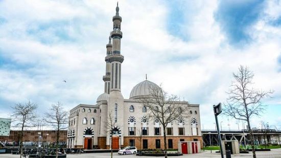 بعبارة "ارحلوا".. 3 مساجد في هولندا تتعرض للتهديد