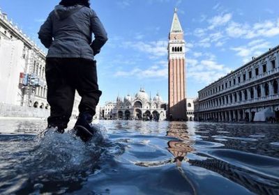 إيطاليا تعلن حالة الطوارئ بعد غرق "البندقية"