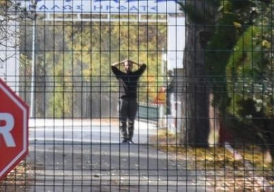 تركيا تعلن ترحيل الإرهابي الأميركي العالق في المنطقة العازلة مع اليونان